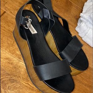 Steve Madden platform shoes!!